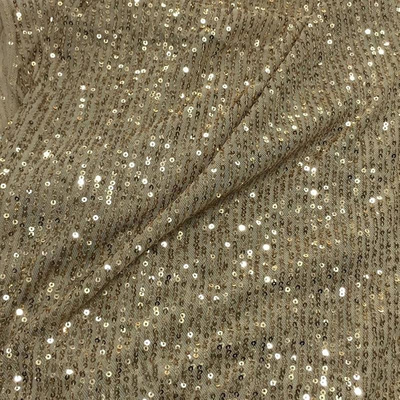 Szyjemy z pasją: jak uszyć fajne zasłony, które ożywią każdy pokój