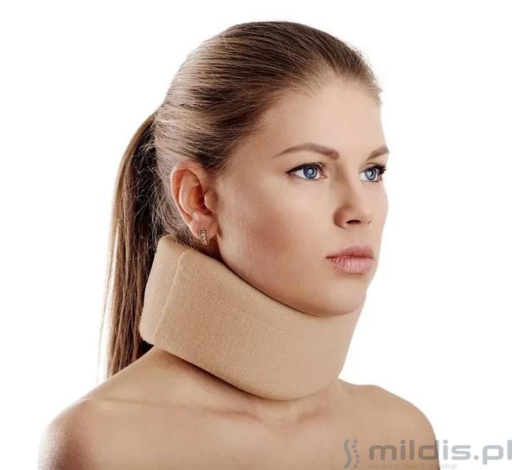 Pomiar szyi do kołnierza ortopedycznego