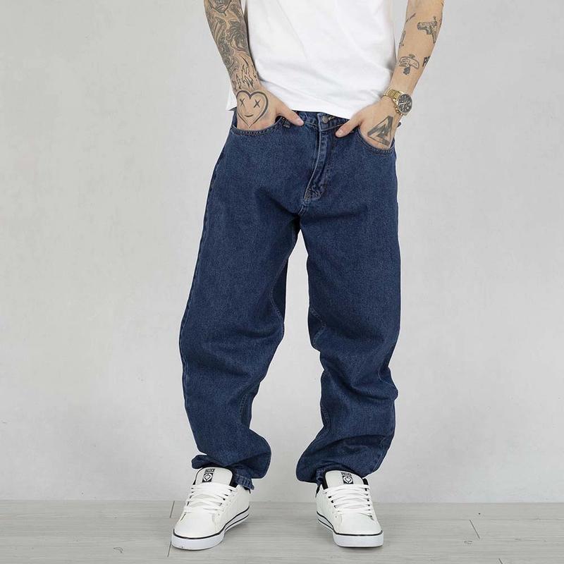 Stylizacje z baggy jeans